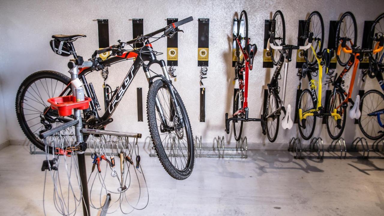 Cycling Deluxe Room Spa Access