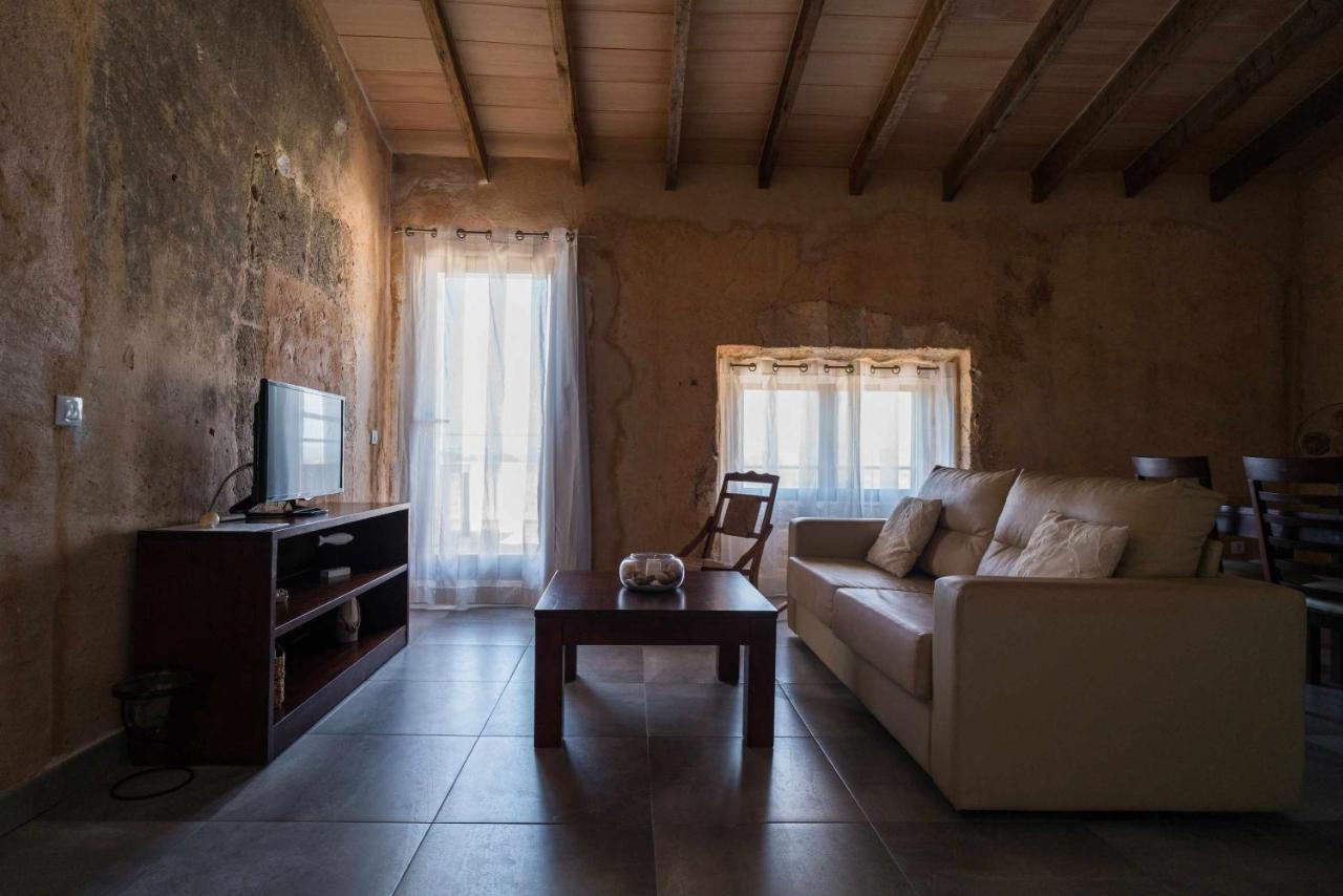 Appartamento con 2 Camere da Letto e Vista Giardino