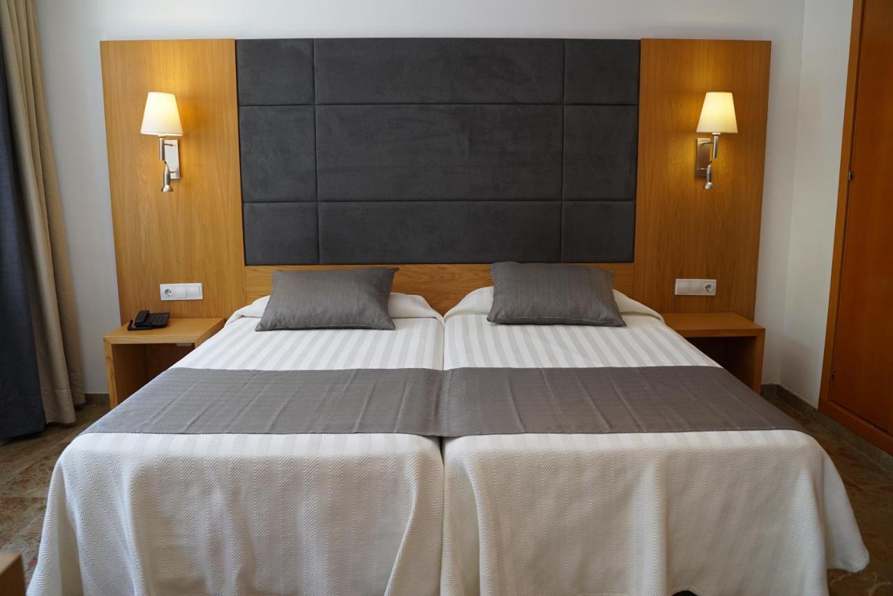 Superior Double or Twin Room,1141925338:JPEG