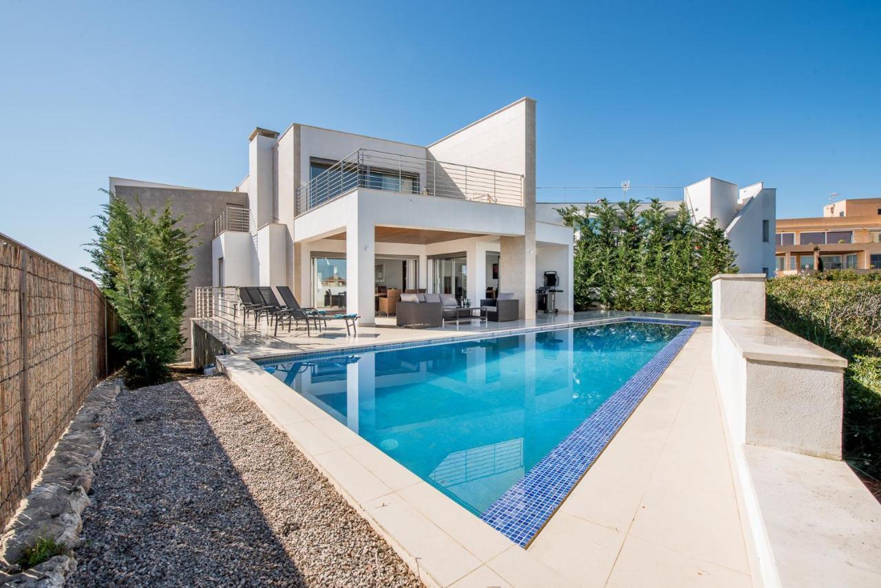 Villa Deluxe