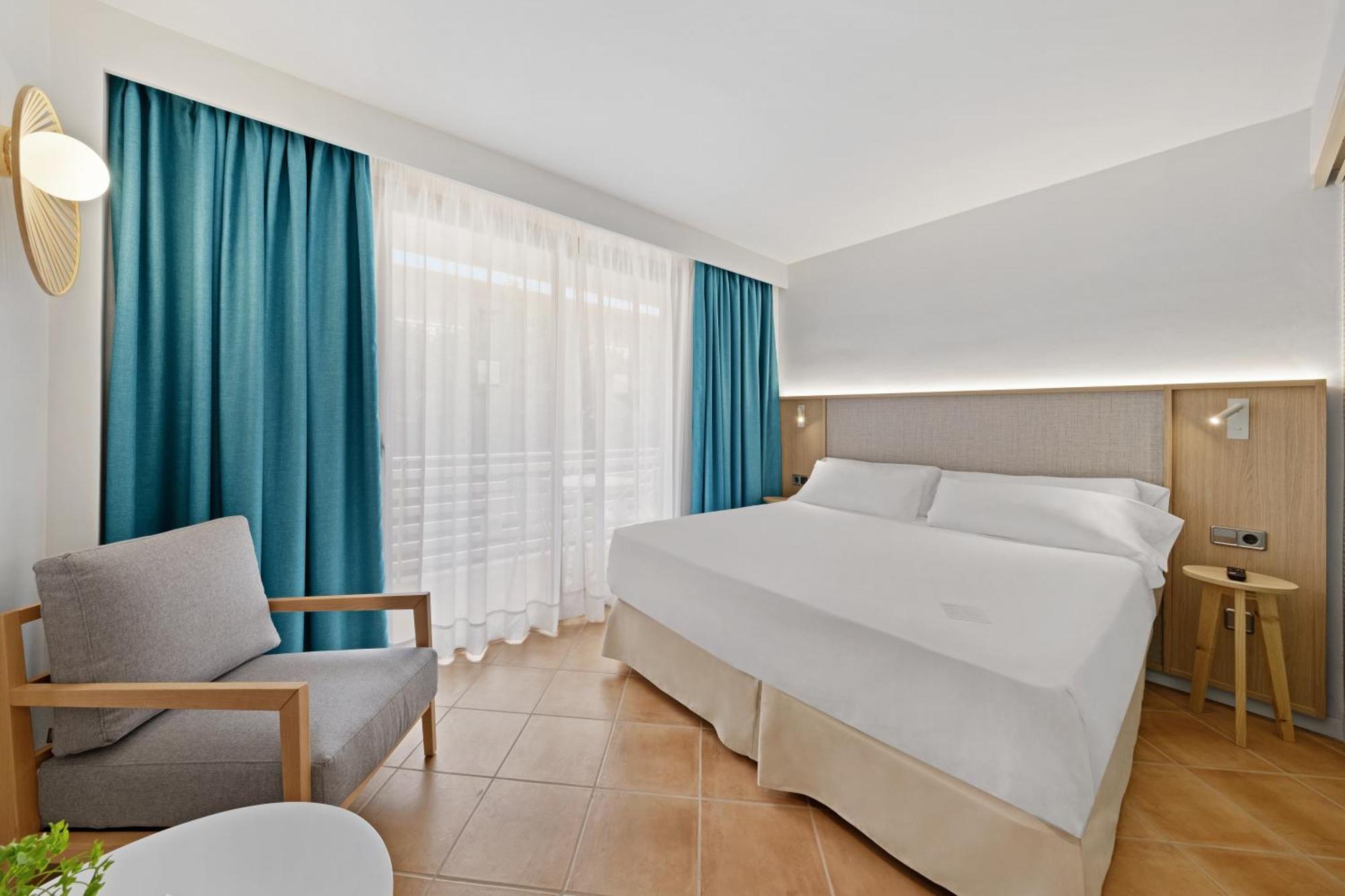 Chambre Familiale (2 Adultes et 2 Enfants)