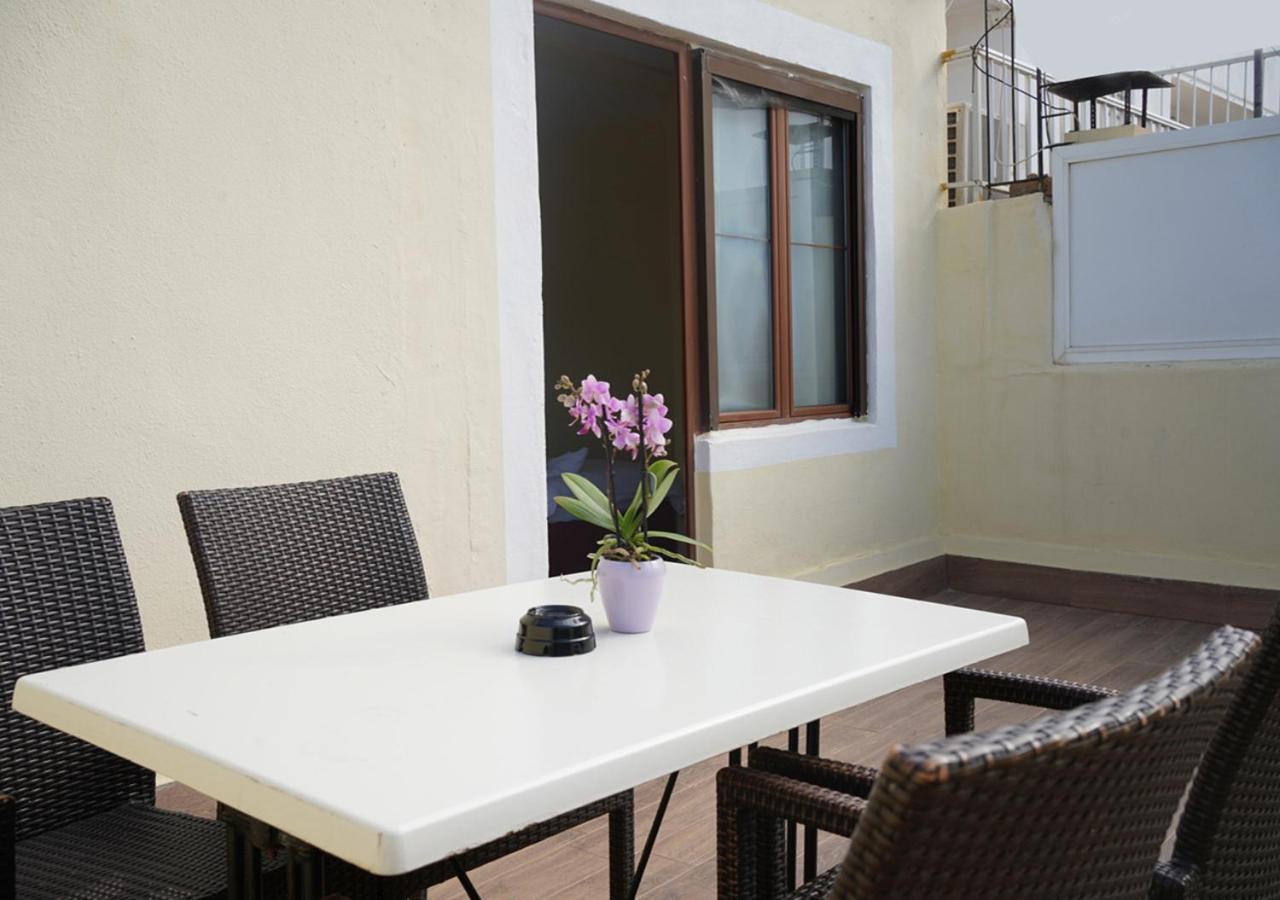Twin Room Terrace