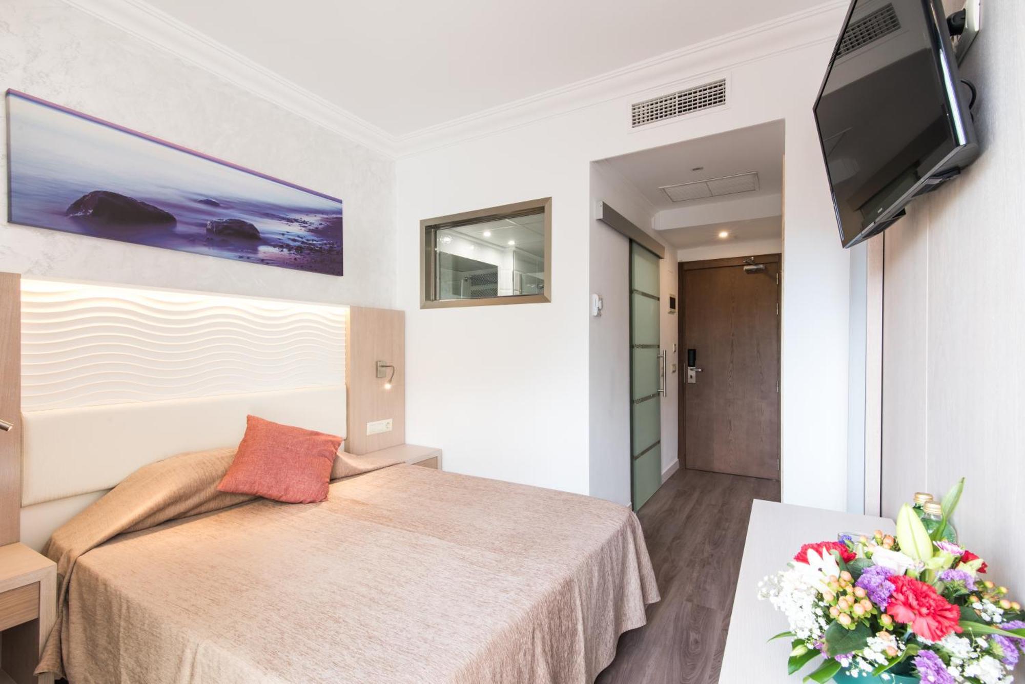 Single Room,1272353503:JPEG