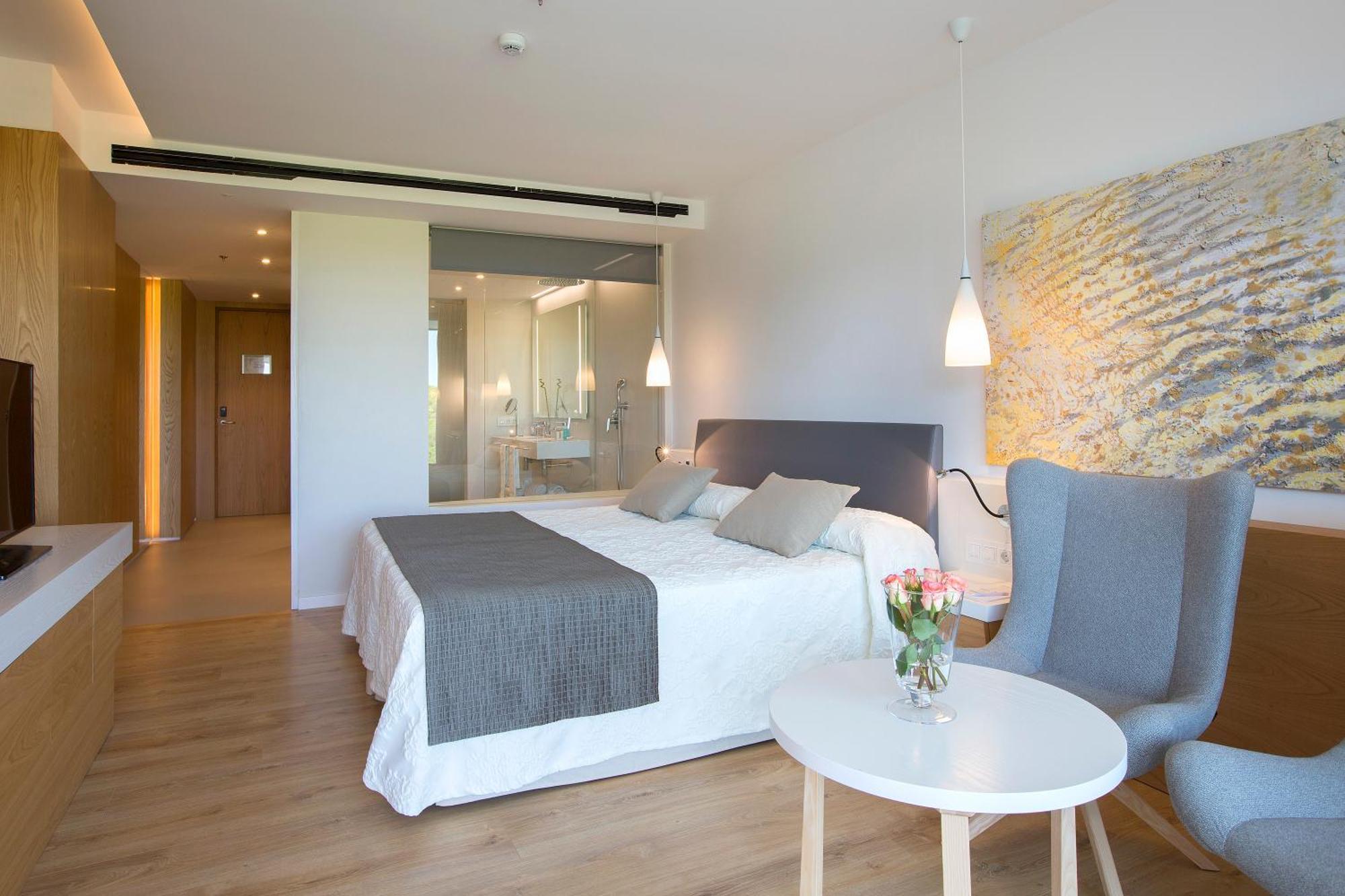 Double Room with Pool View