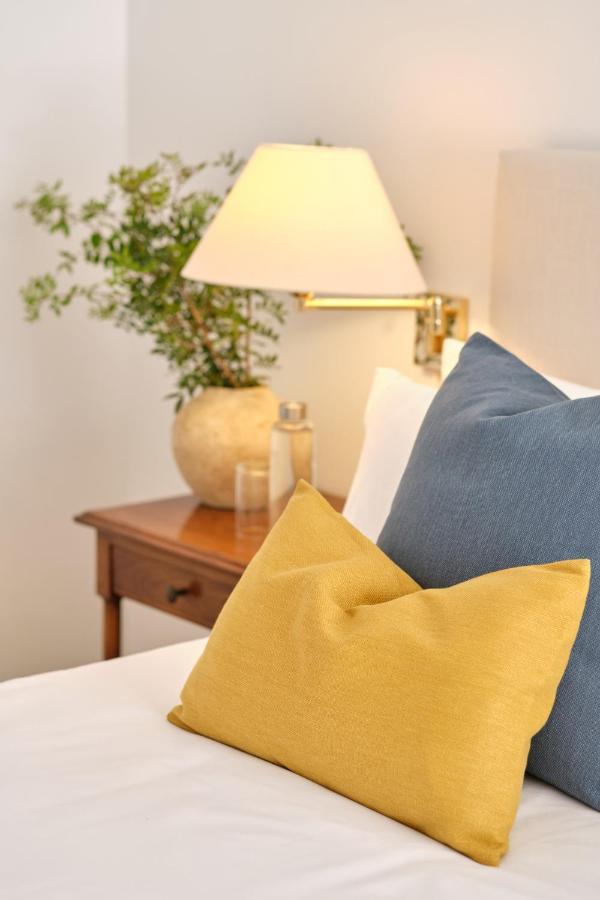 Standard Twin Room Mountain View