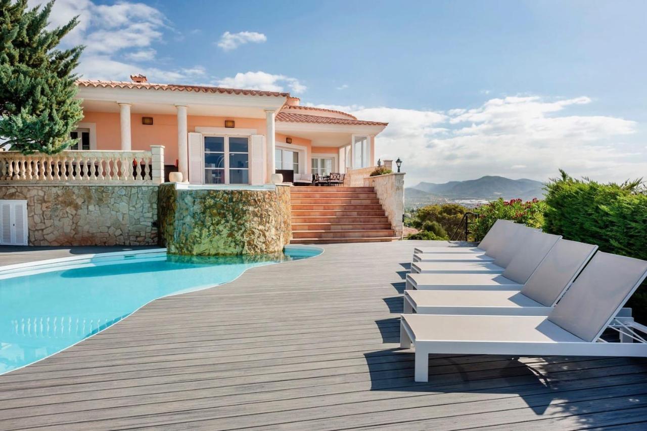 Deluxe Villa