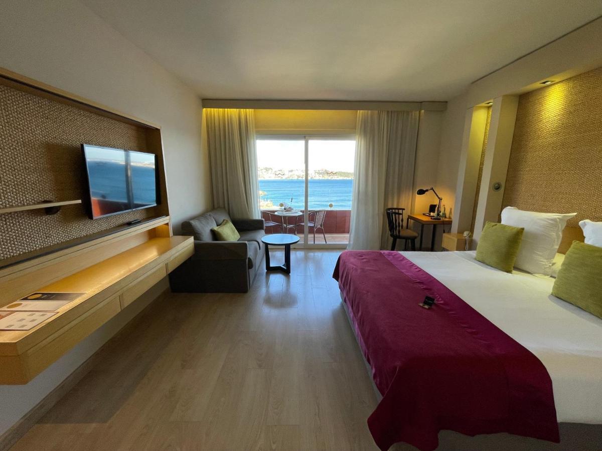 Habitación Doble Superior con vistas al mar y acceso al spa