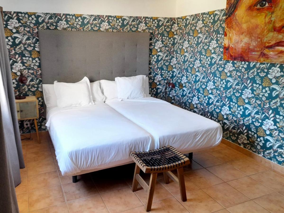 Double or Twin Room Private Bathroom