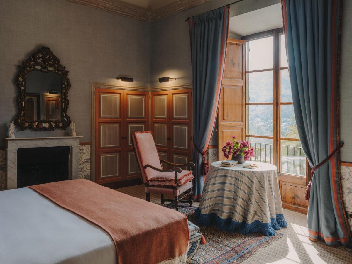 Palace Room,1397978126:JPEG