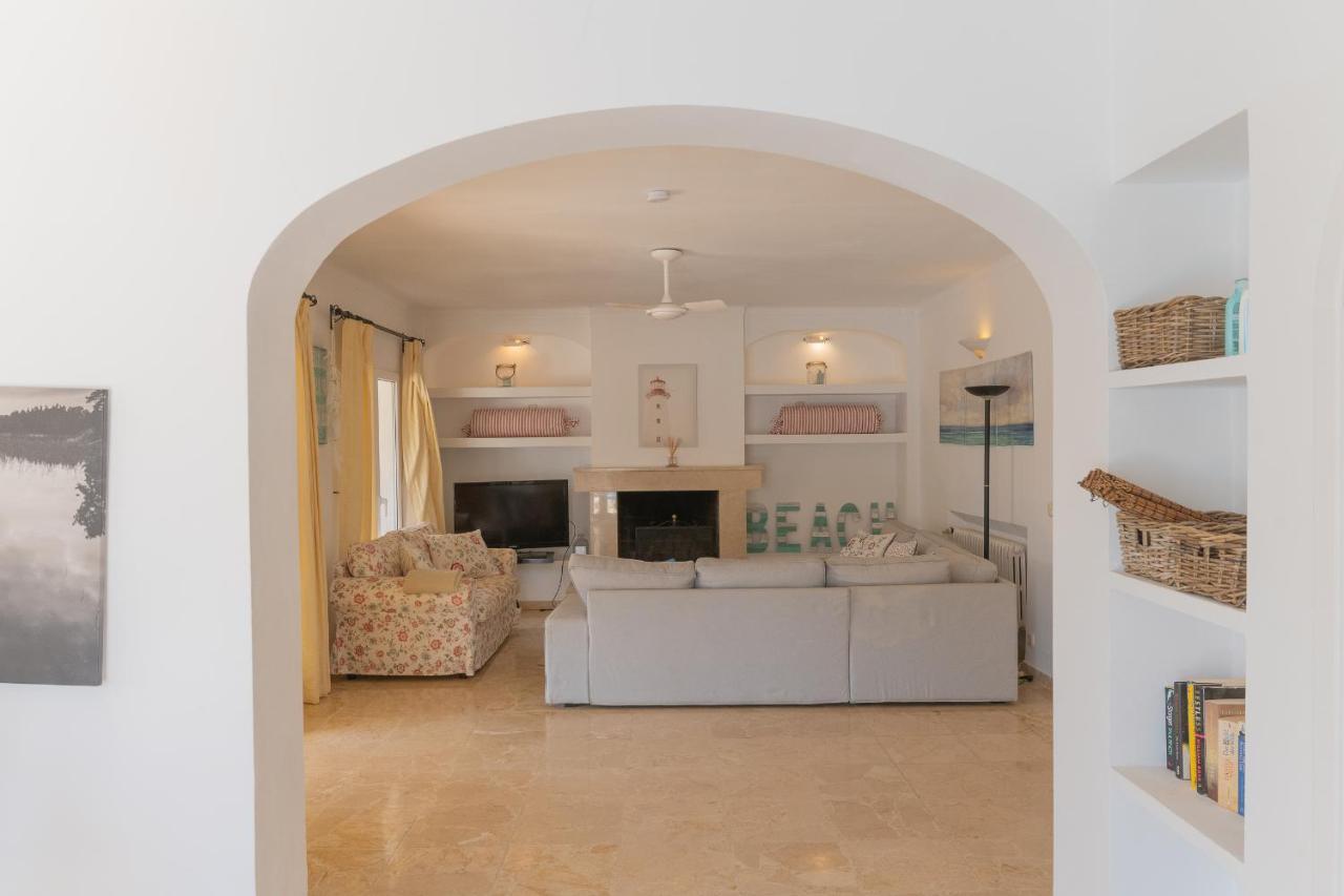 Three-Bedroom Villa,1403721188:JPEG
