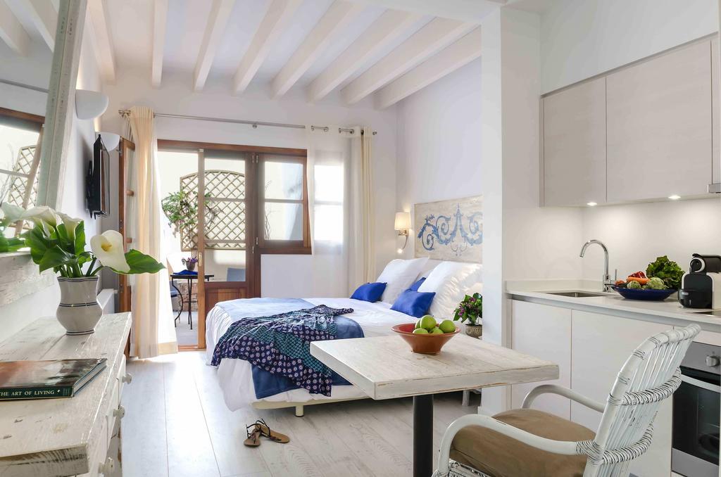 Monolocale con Patio e Giardino