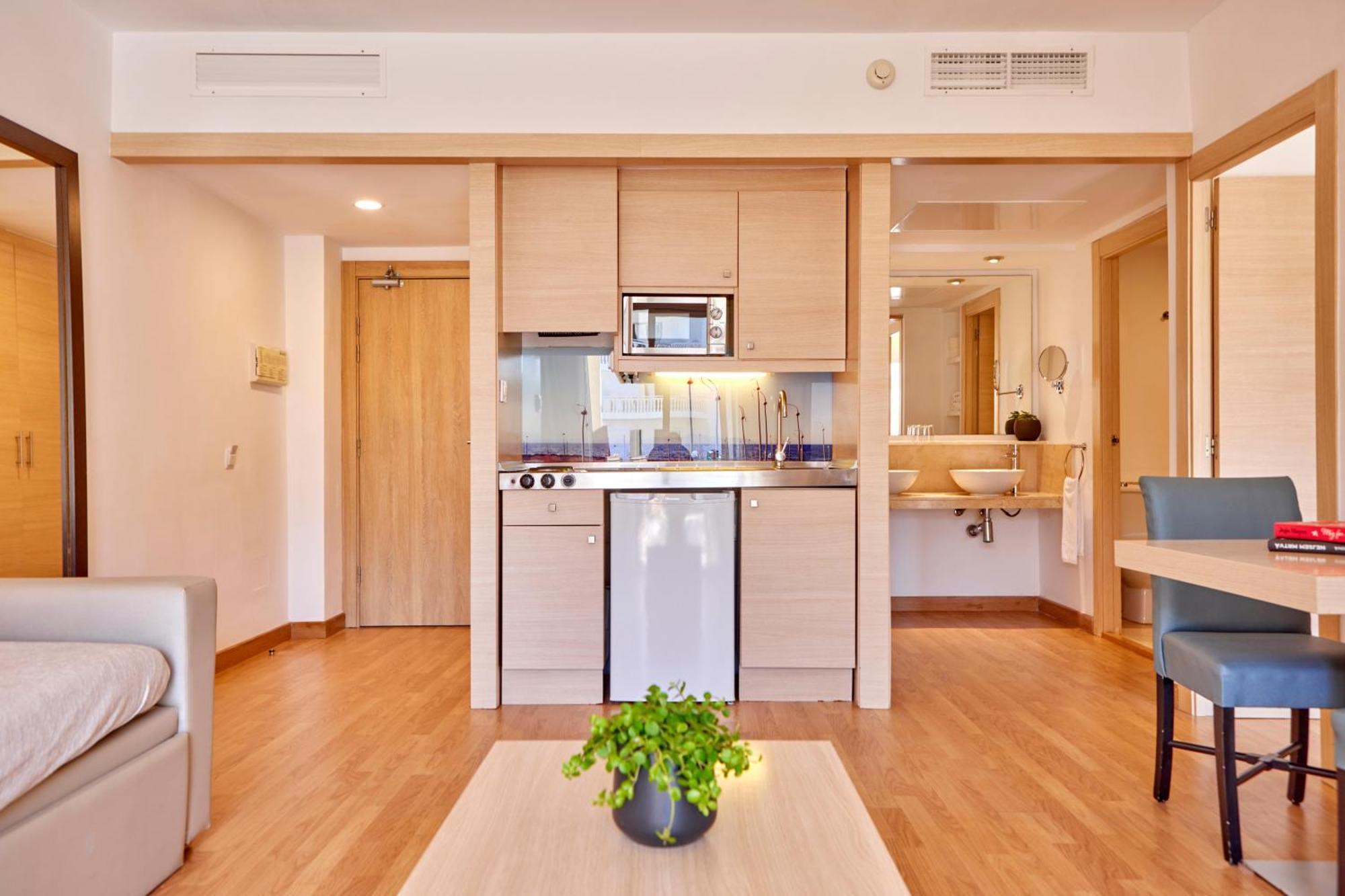 One-Bedroom Suite Private Pool