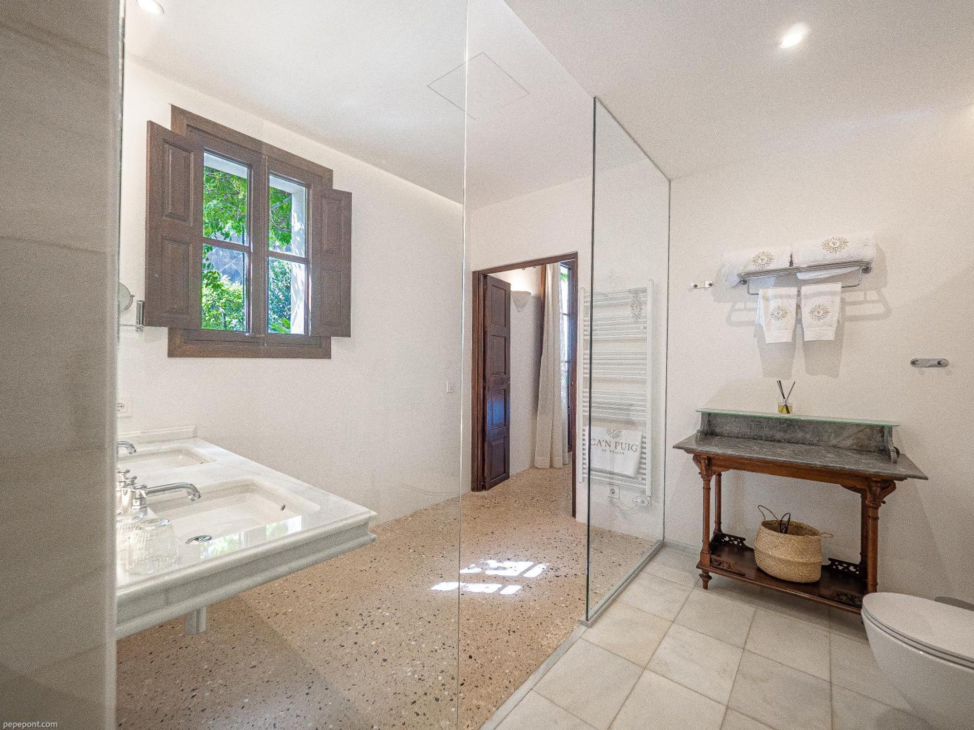 Comfort Two Bedroom Apartment