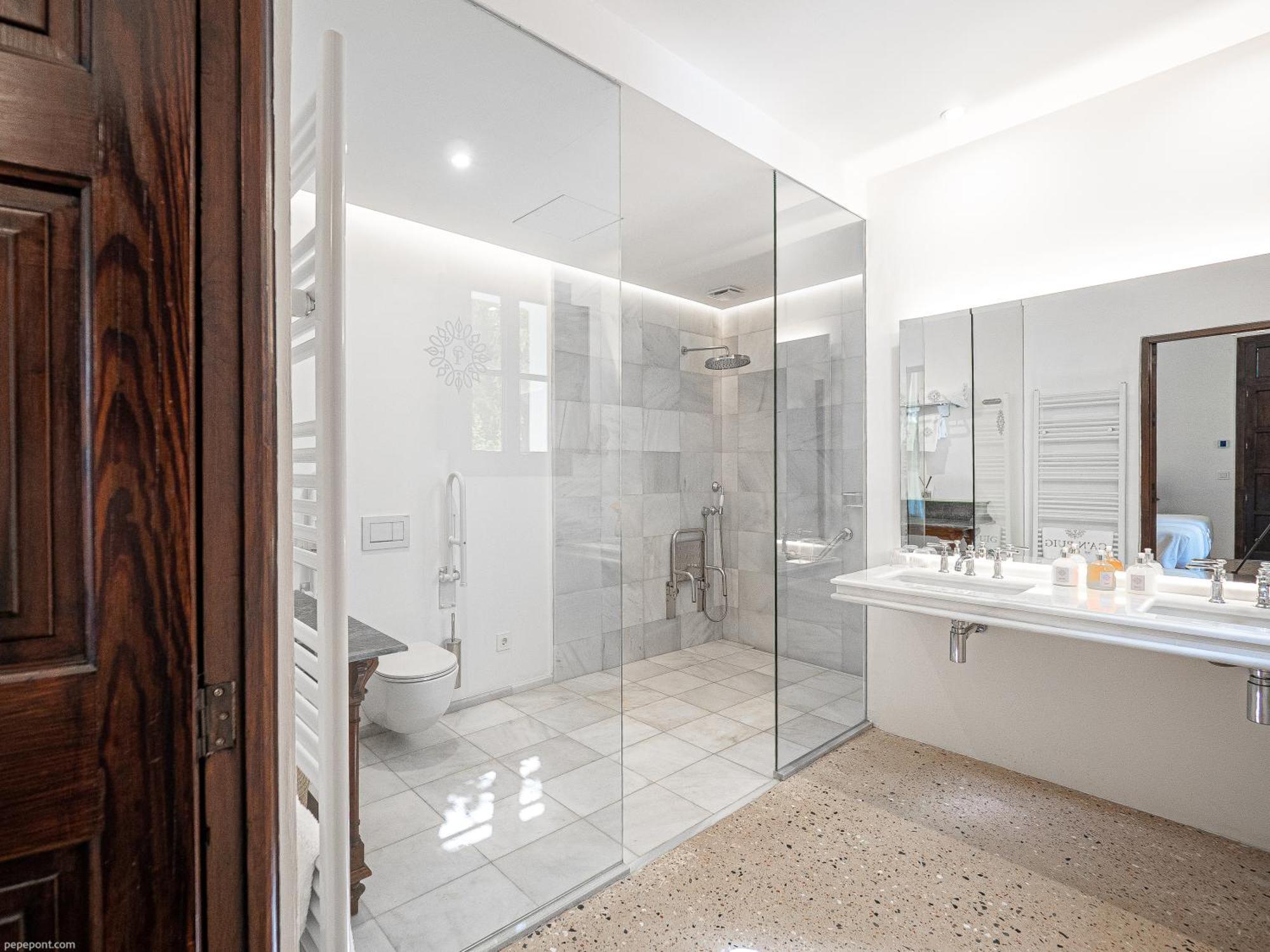 Comfort Two Bedroom Apartment