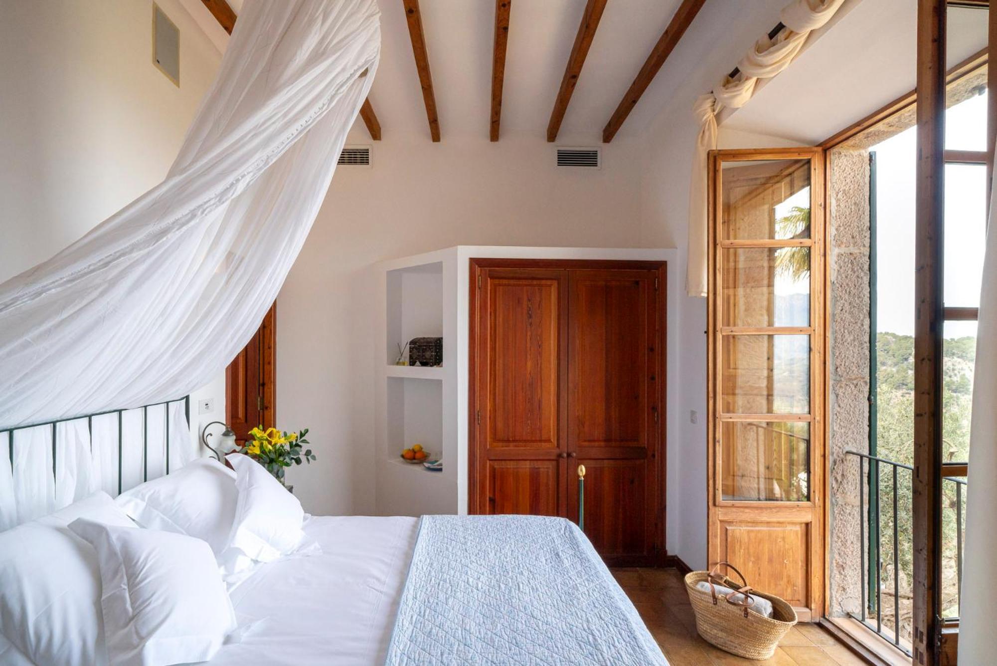 Superior Double Room with Mountain View,1580164618:JPEG