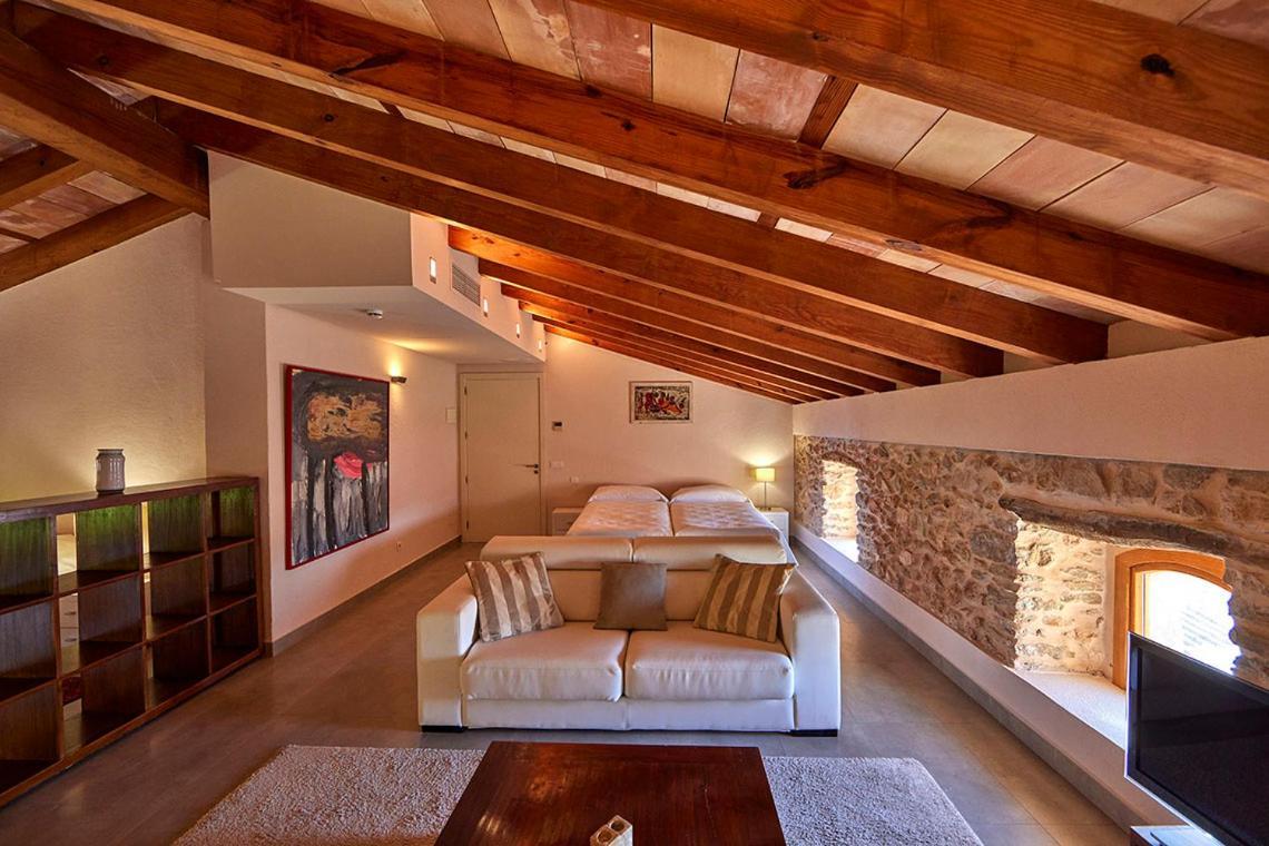 Six-Bedroom House