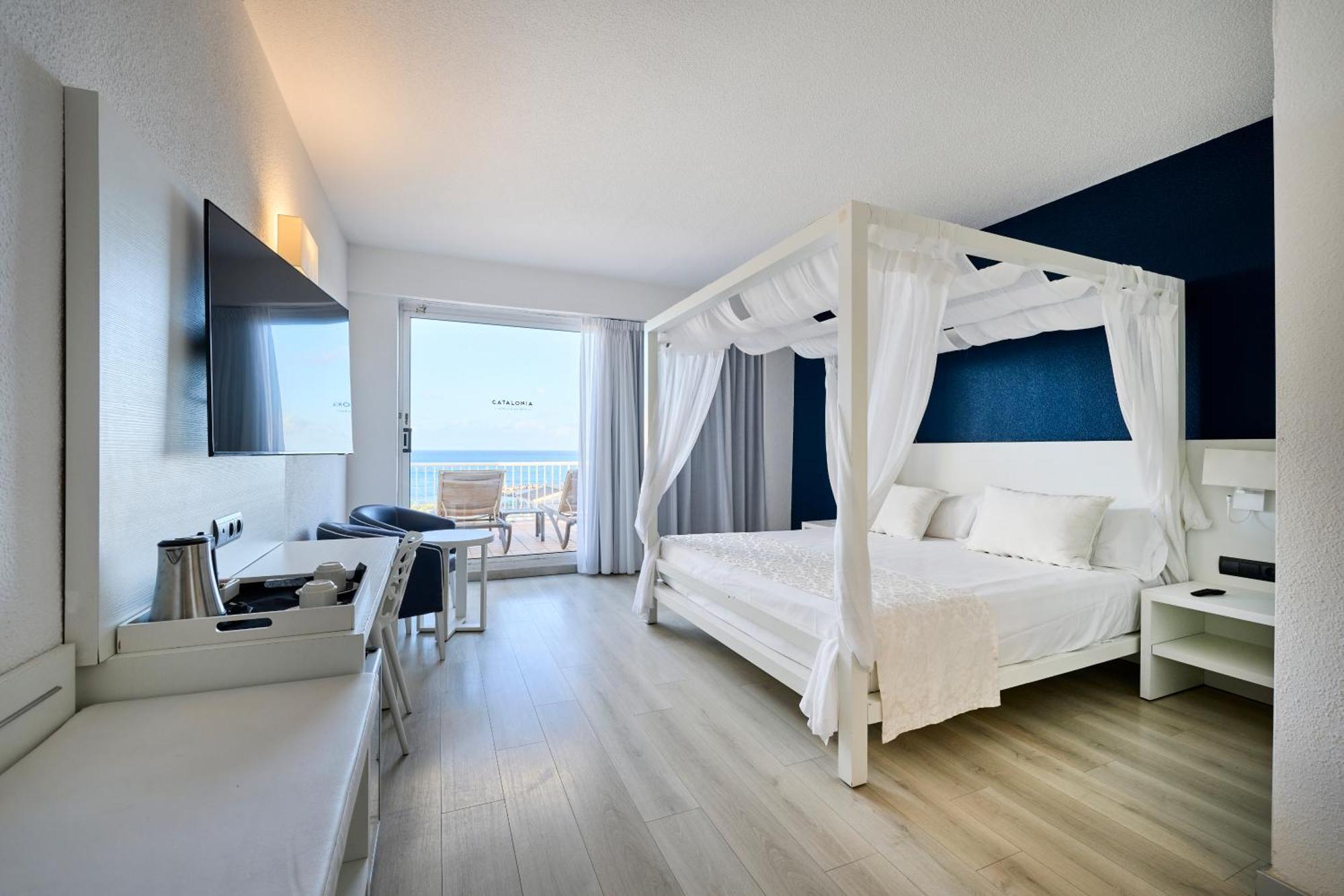 Honeymoon Doppelzimmer mit Terrasse und Panoramablick aufs Meer