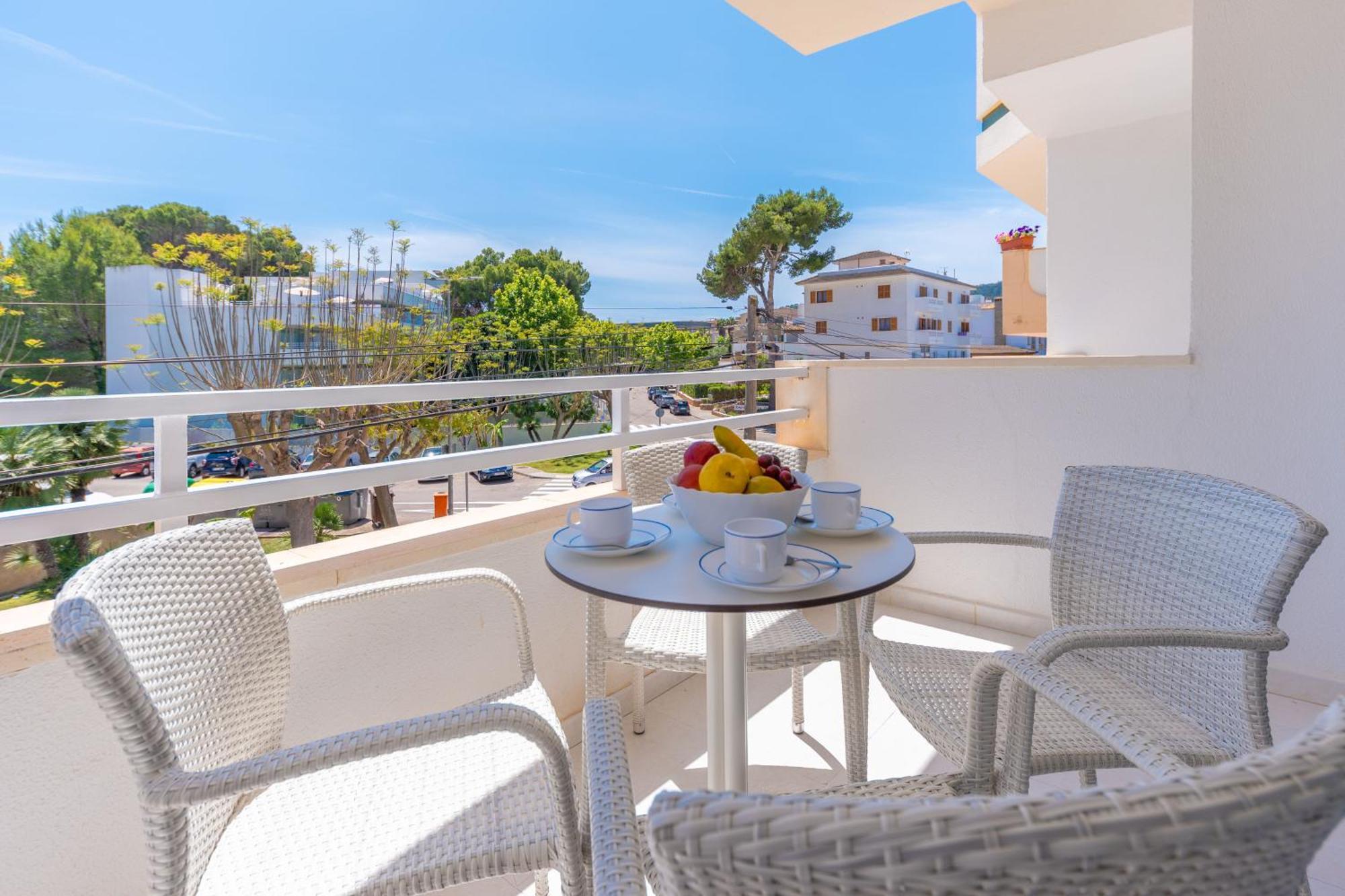 Apartment Terrace,1593671479:JPEG
