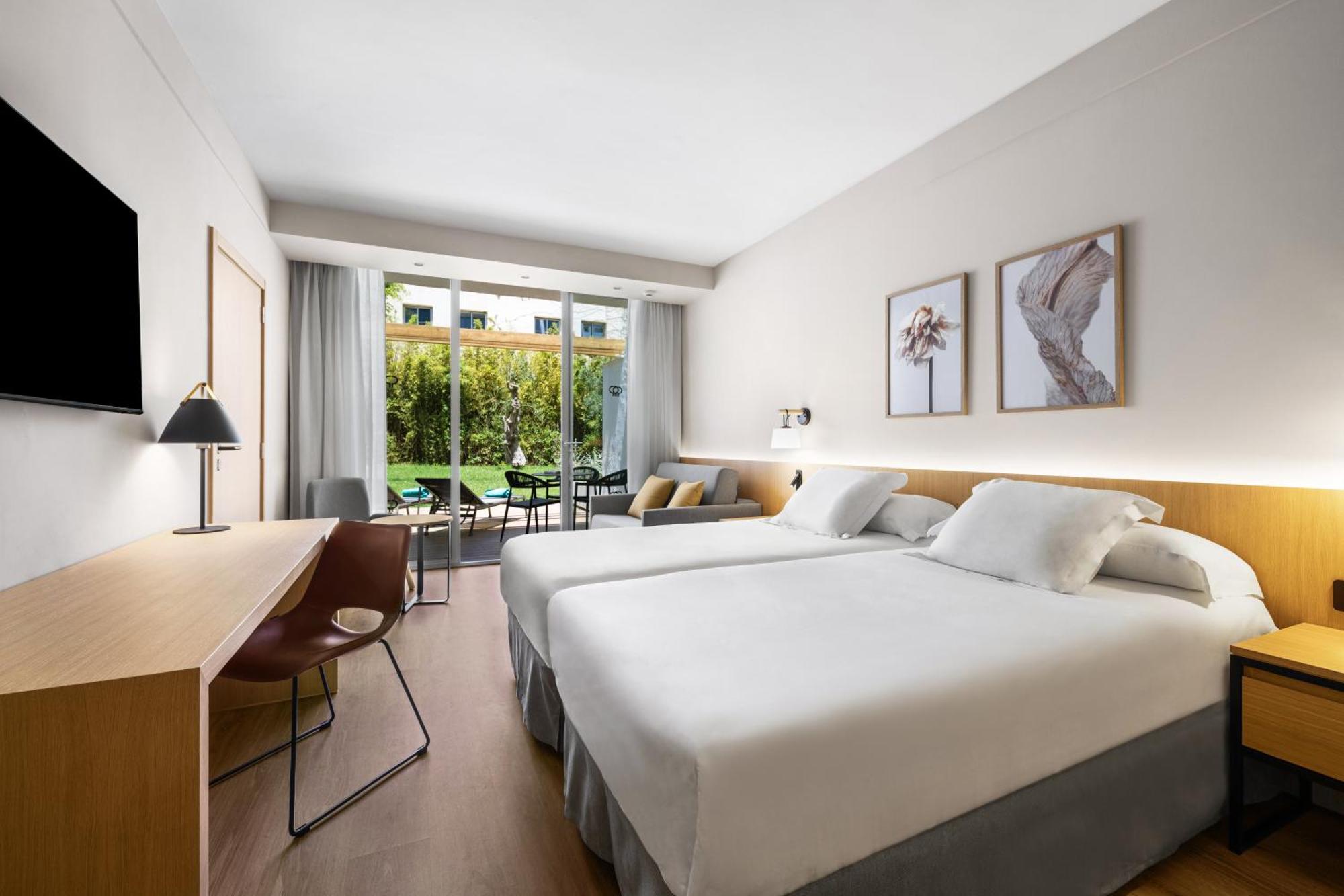 Superior Double or Twin Room with Terrace,1597545925:JPEG