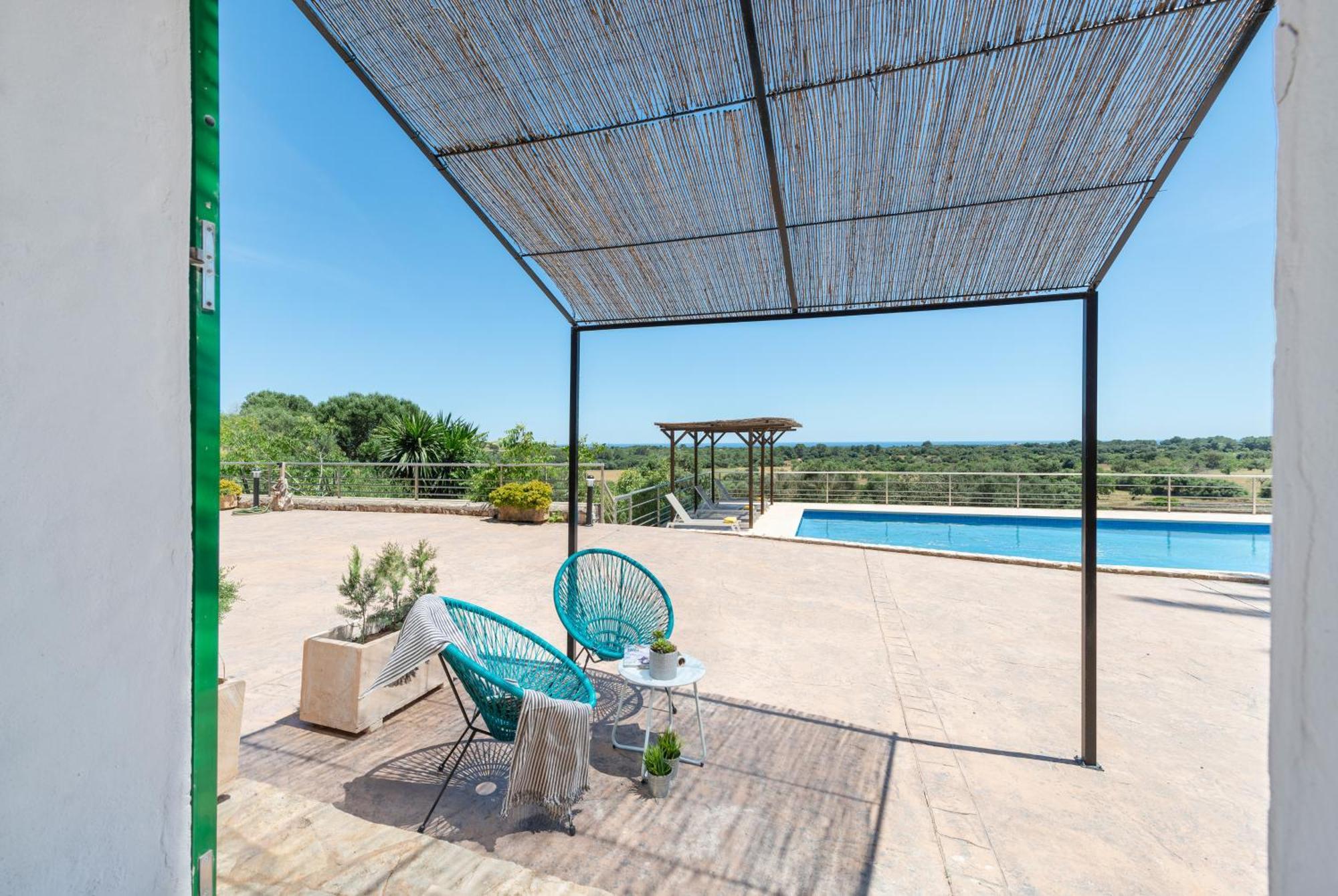 Holiday Home Pool