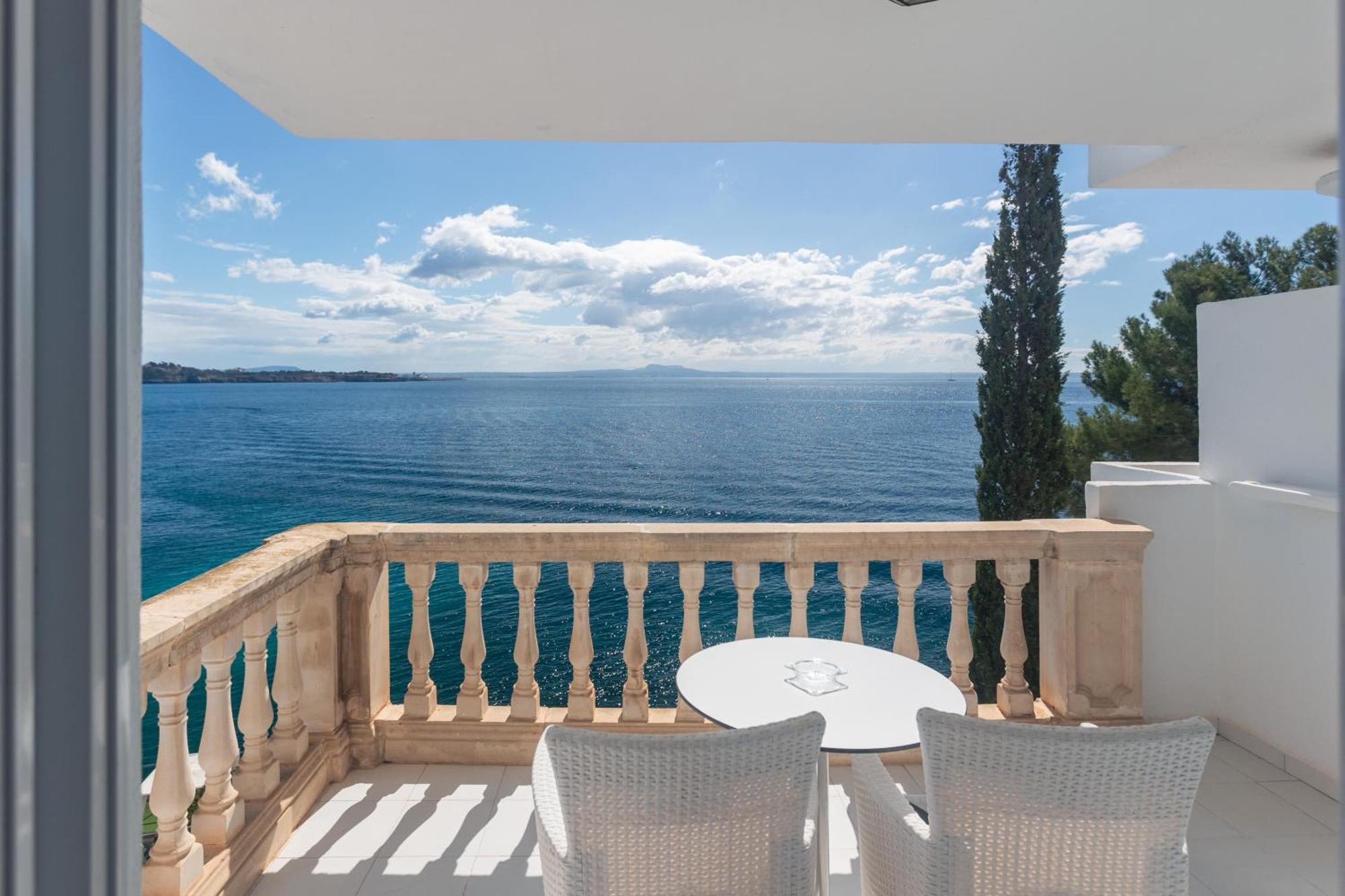 Suite with Sea View