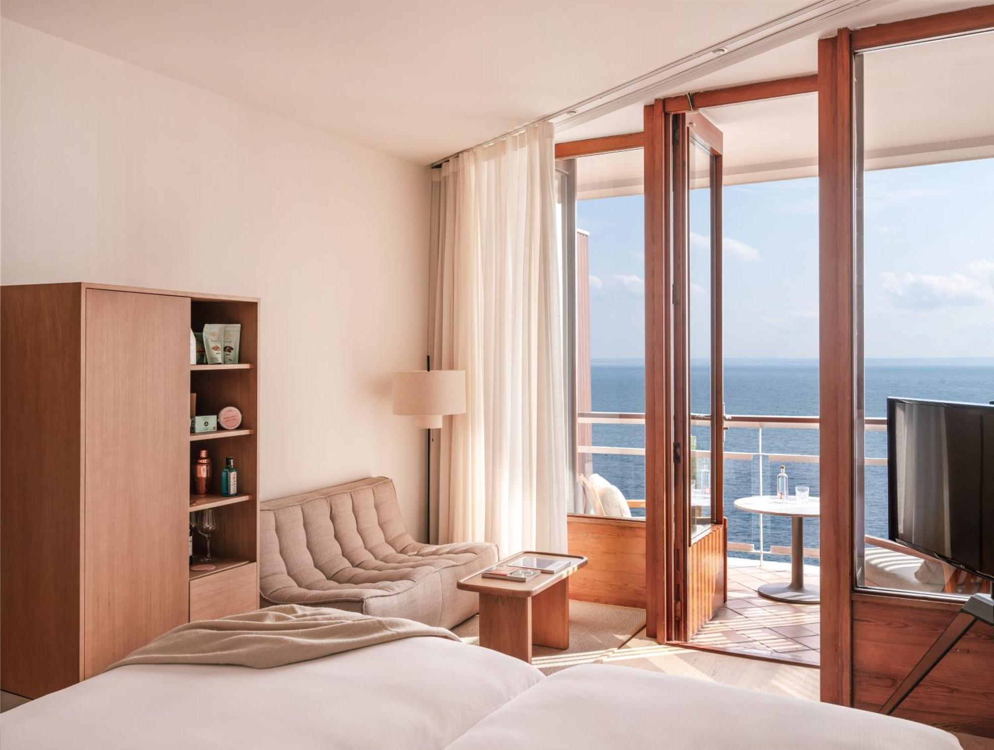 Premium Room with Sea View