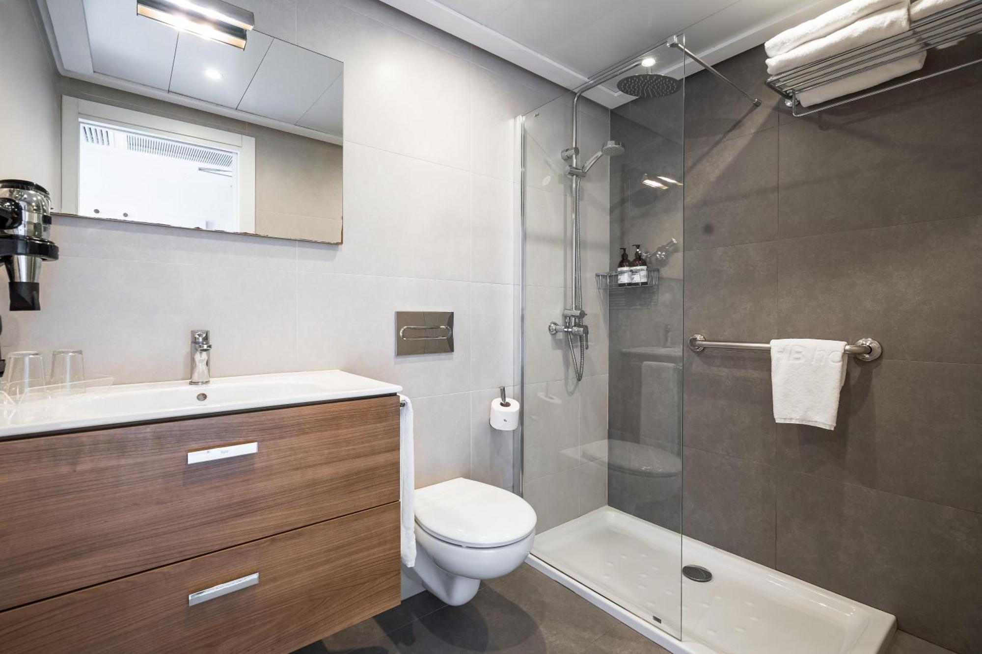 Standard Single Room,1627935386:JPEG