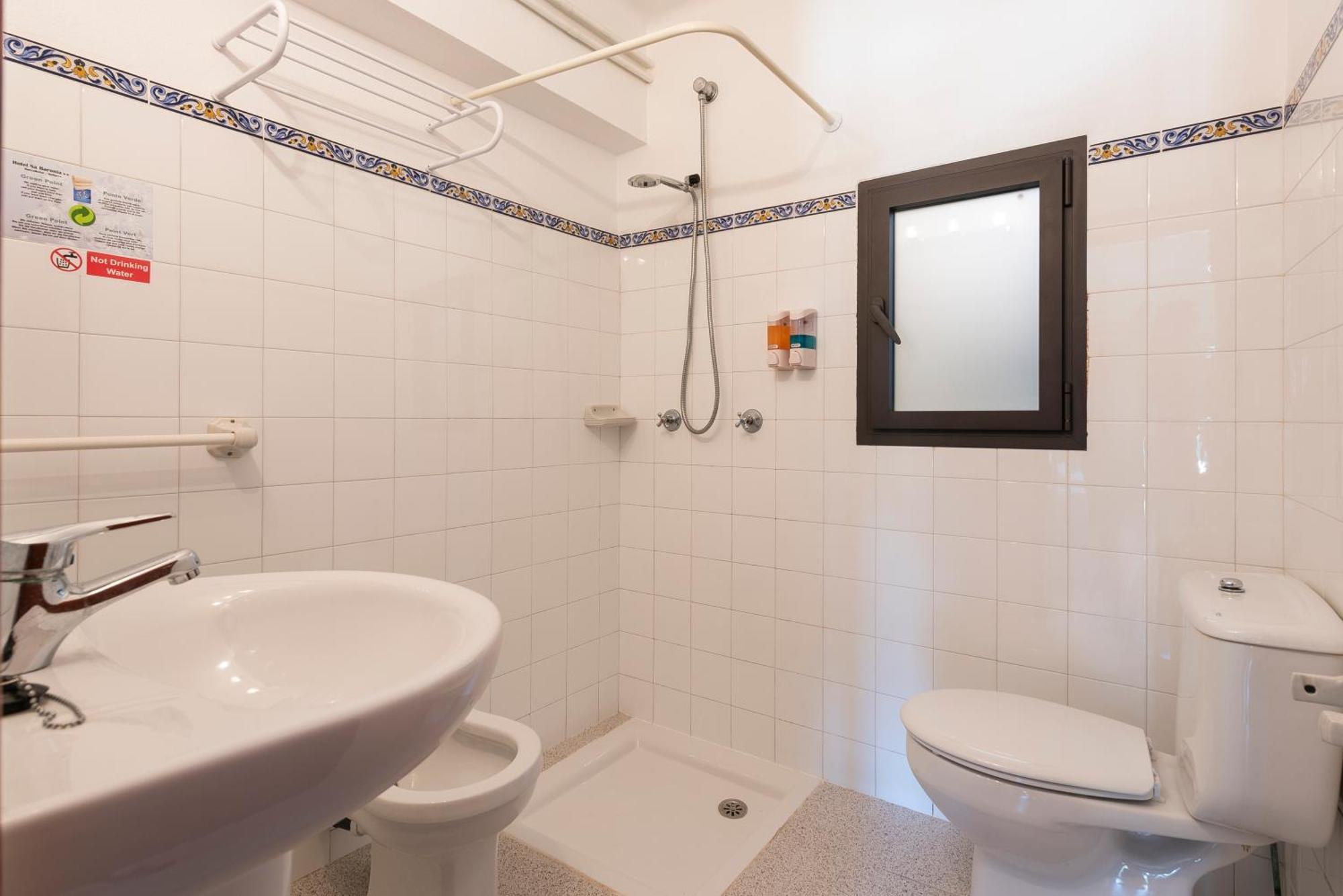 Double Room with Balcony and Partial Sea View,1635081506:JPEG