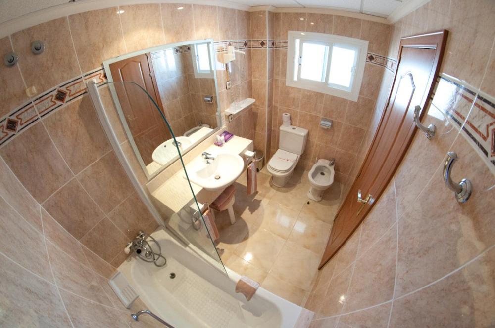 Double Room,16427279:JPEG