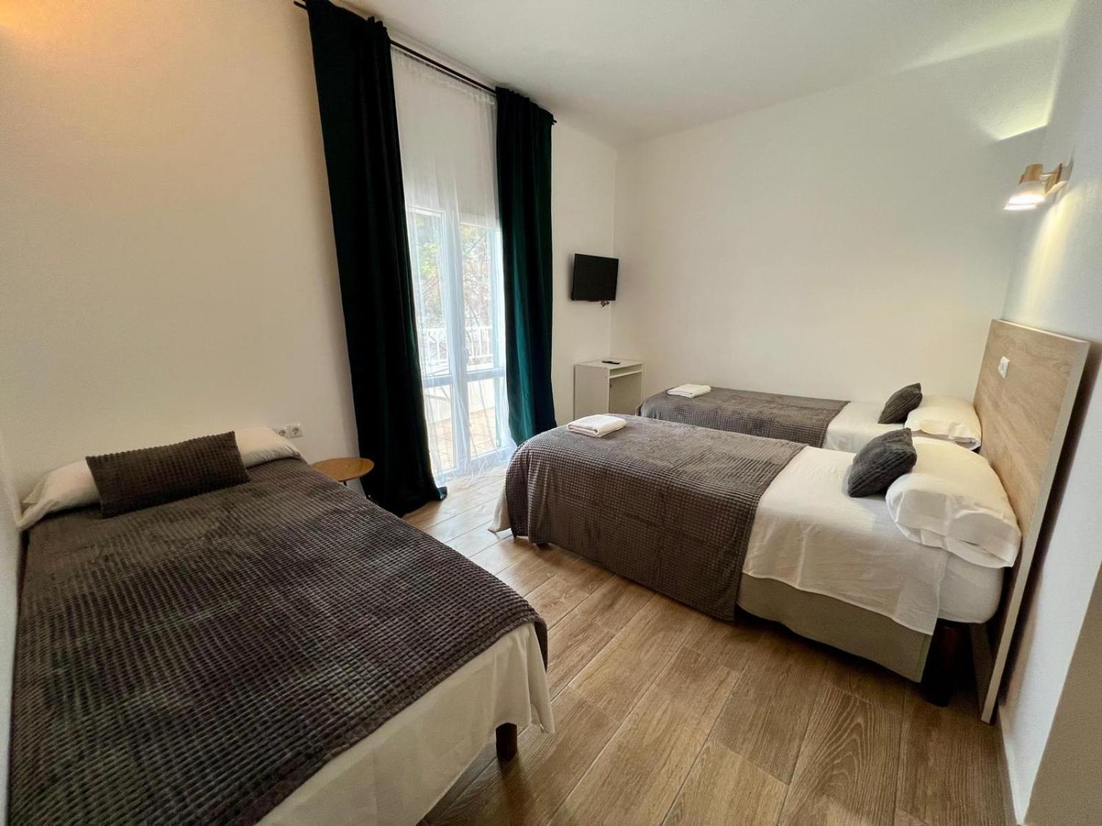 Triple Room Balcony,1655872448:JPEG