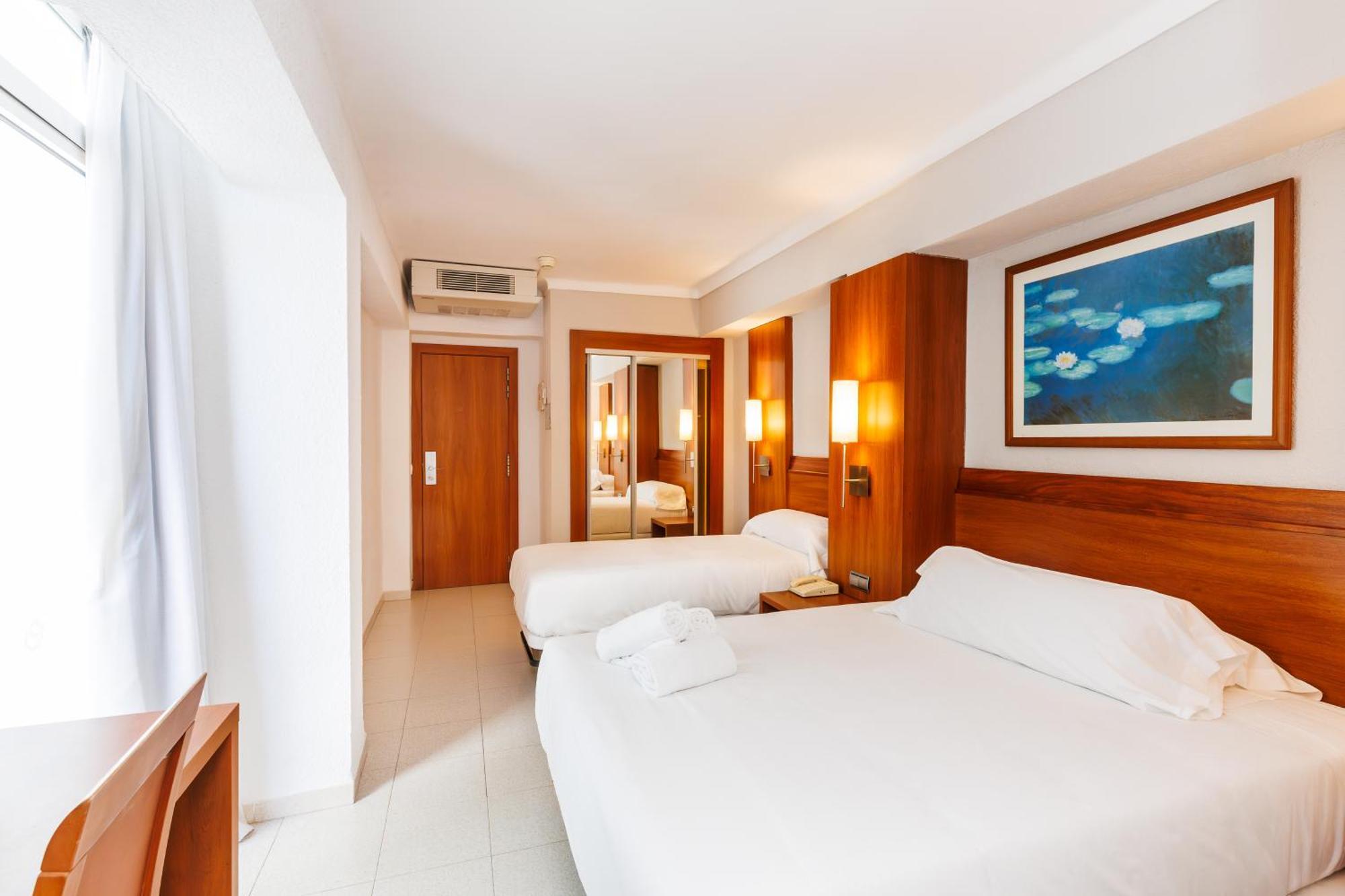 Large Double or Twin Room,1674713236:JPEG