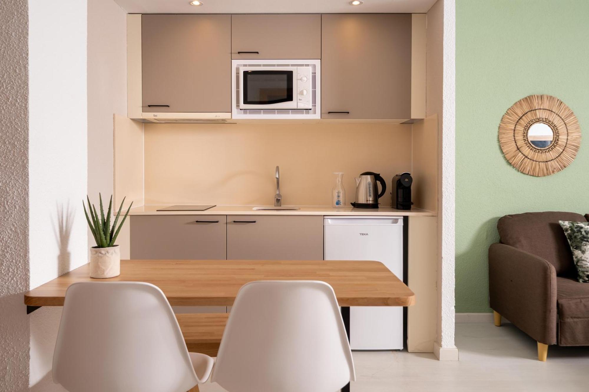 Superior Apartment,1674772150:JPEG