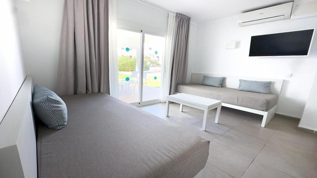 One-Bedroom Apartment,1756443850:JPEG