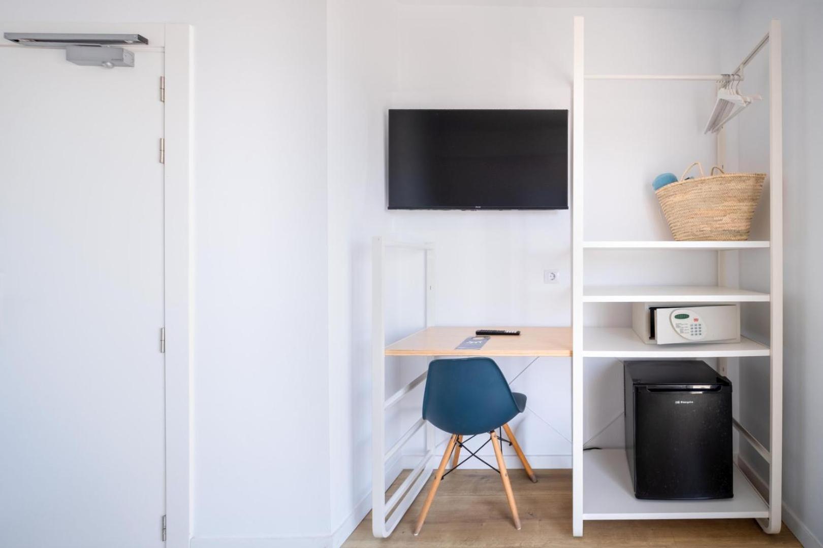 Budget Double or Twin Room,1758300922:JPEG