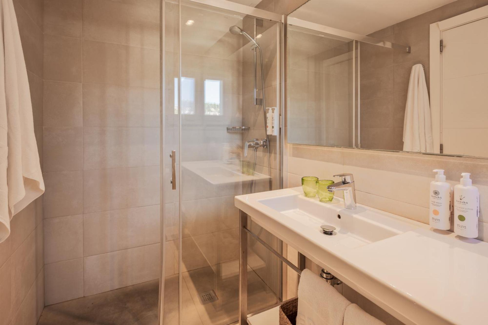 Twin Room Sea View