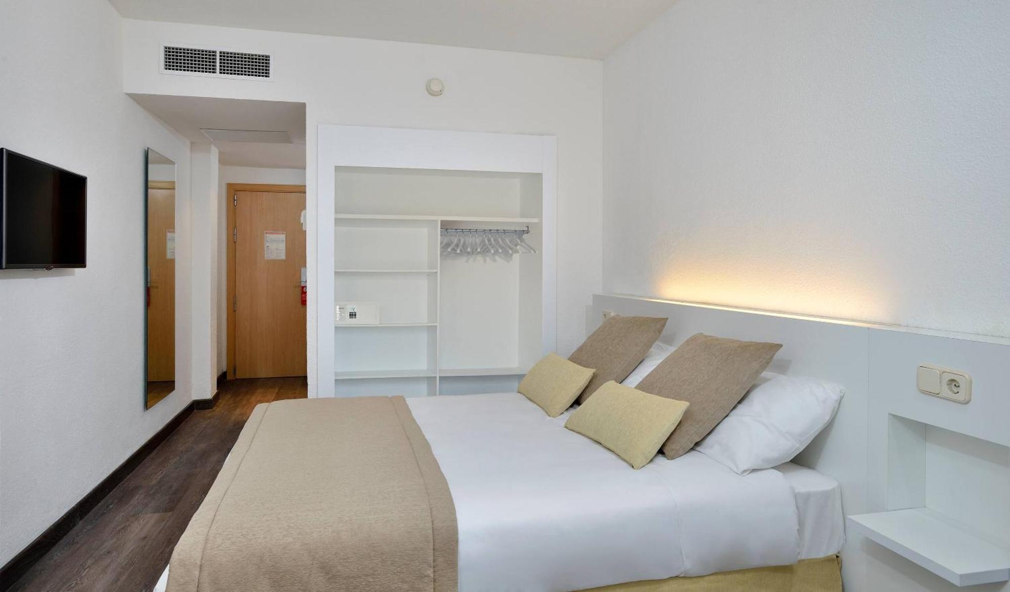 Sol Interconnected Room