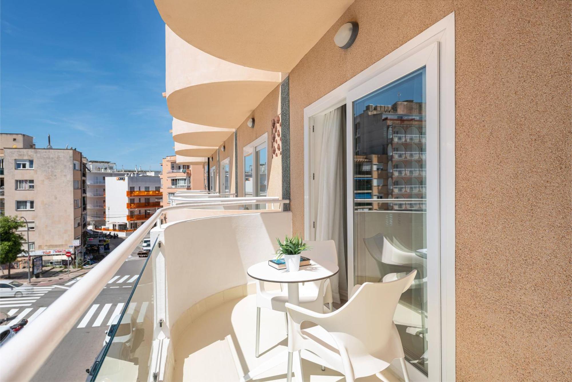 Comfort Twin Room Balcony