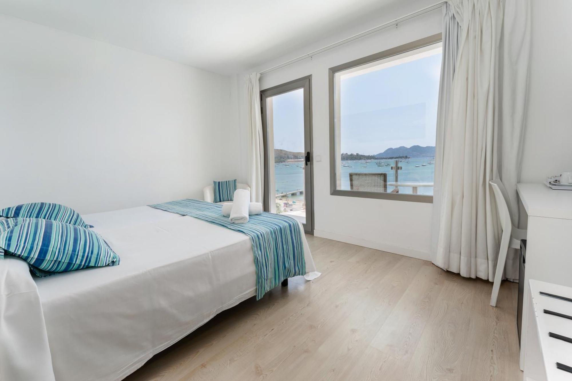 Twin Room Sea View Balcony