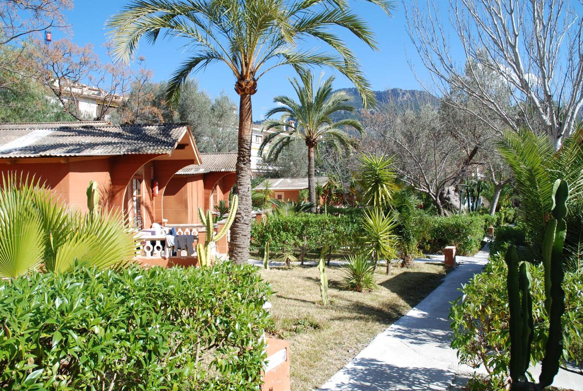 Bungalow Double,681952044:JPEG