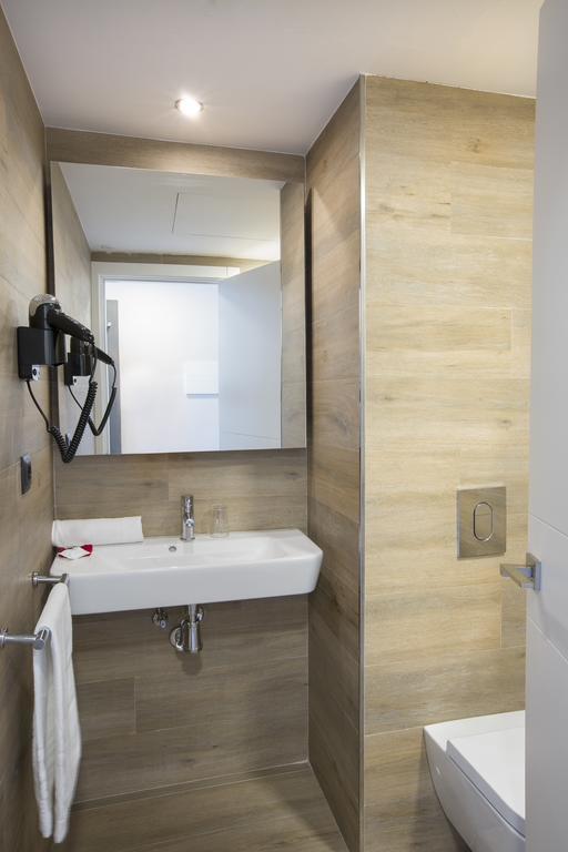 Suite with Pool View (2 Adults + 2 Children)