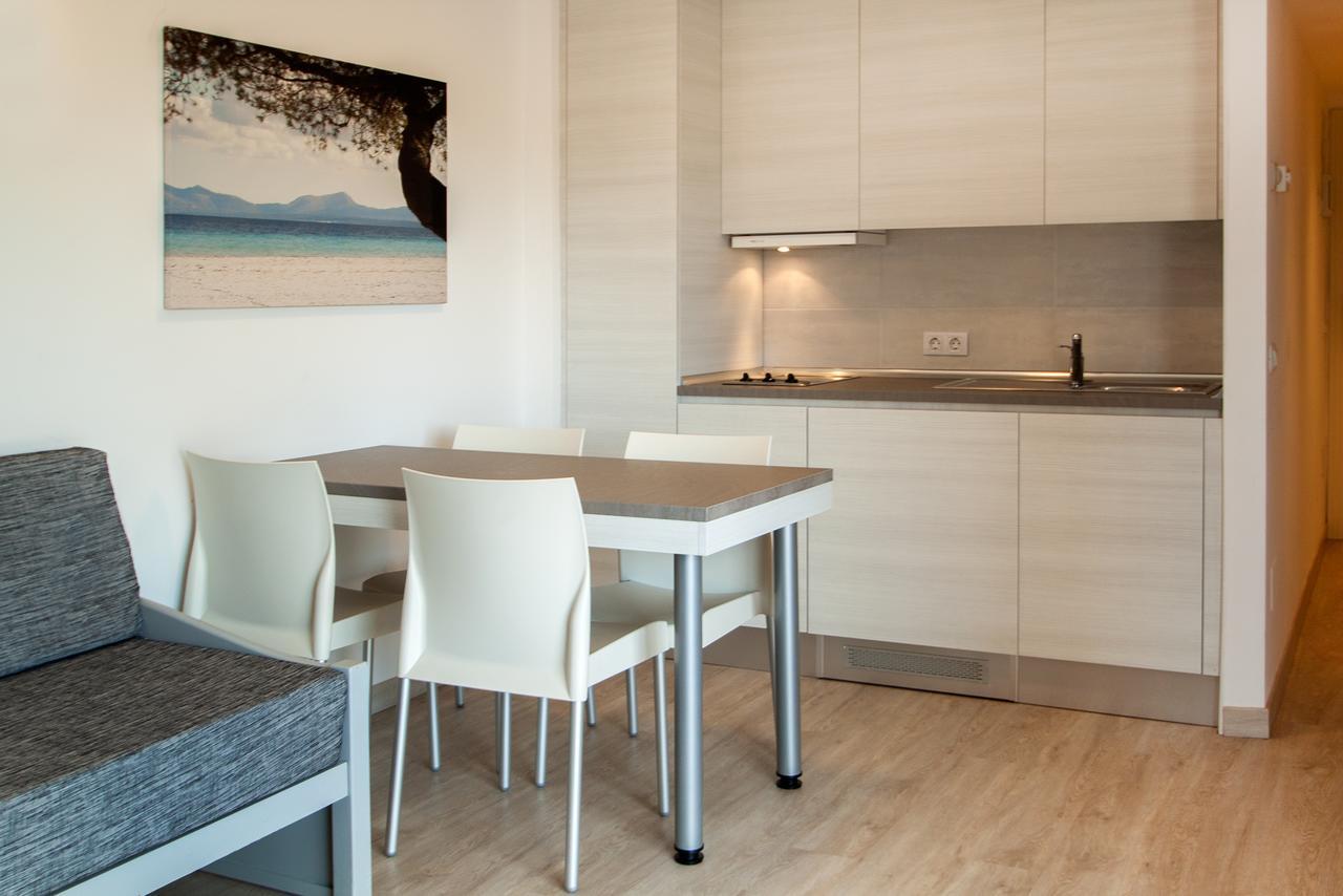 One-Bedroom Apartment Terrace