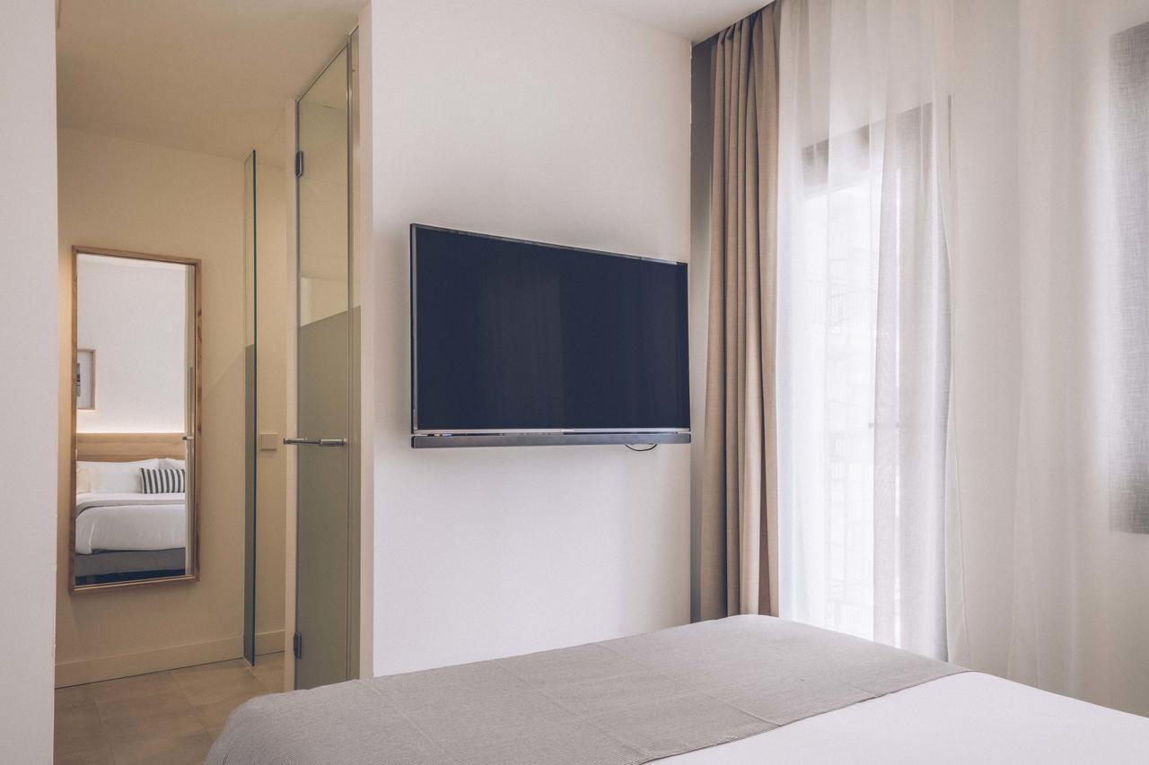 Single Room,657077424:JPEG