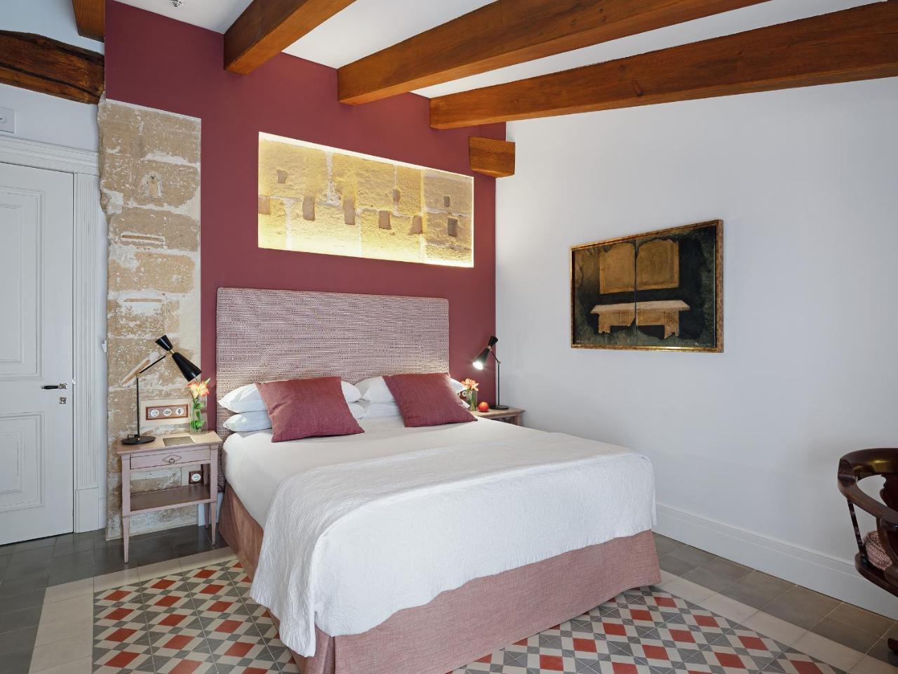 Deluxe Room spa access