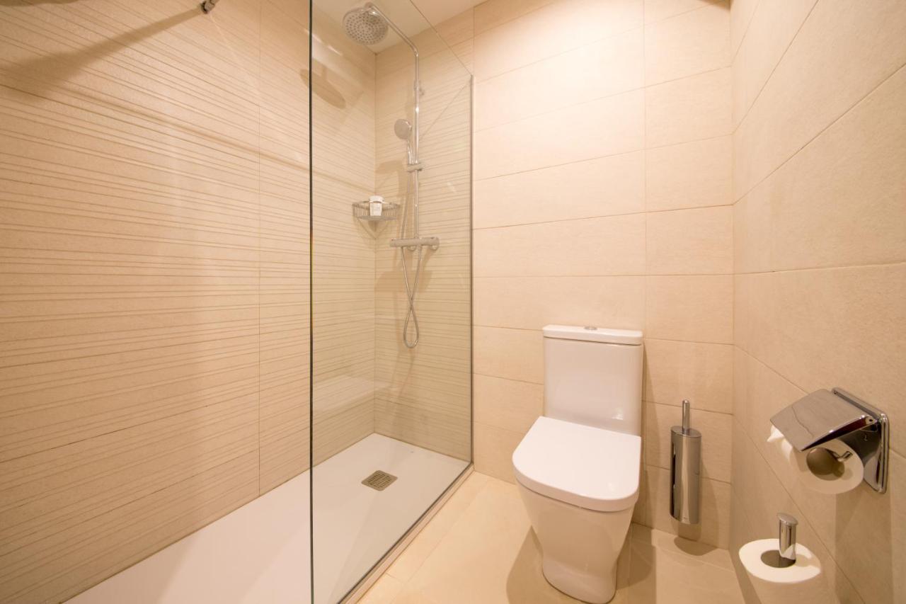Comfort Double Room balcony lateral Sea View