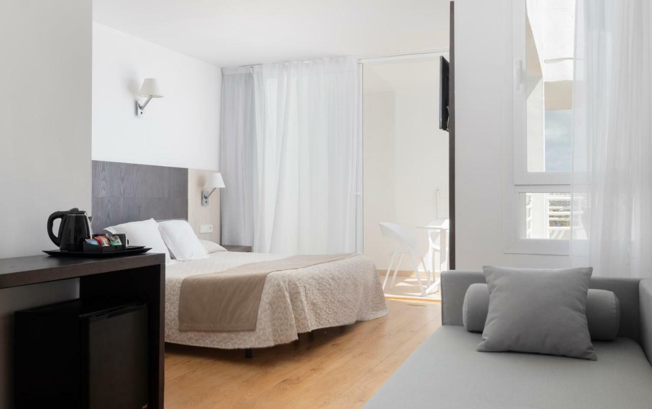 Triple Room Sea View