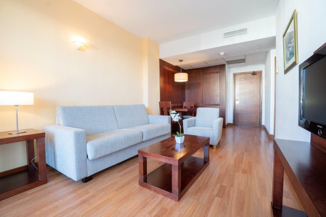 Suite Promotional Balcony