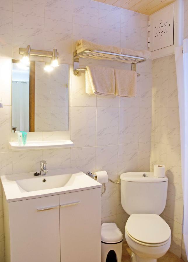 Economy Twin Studio without kitchen