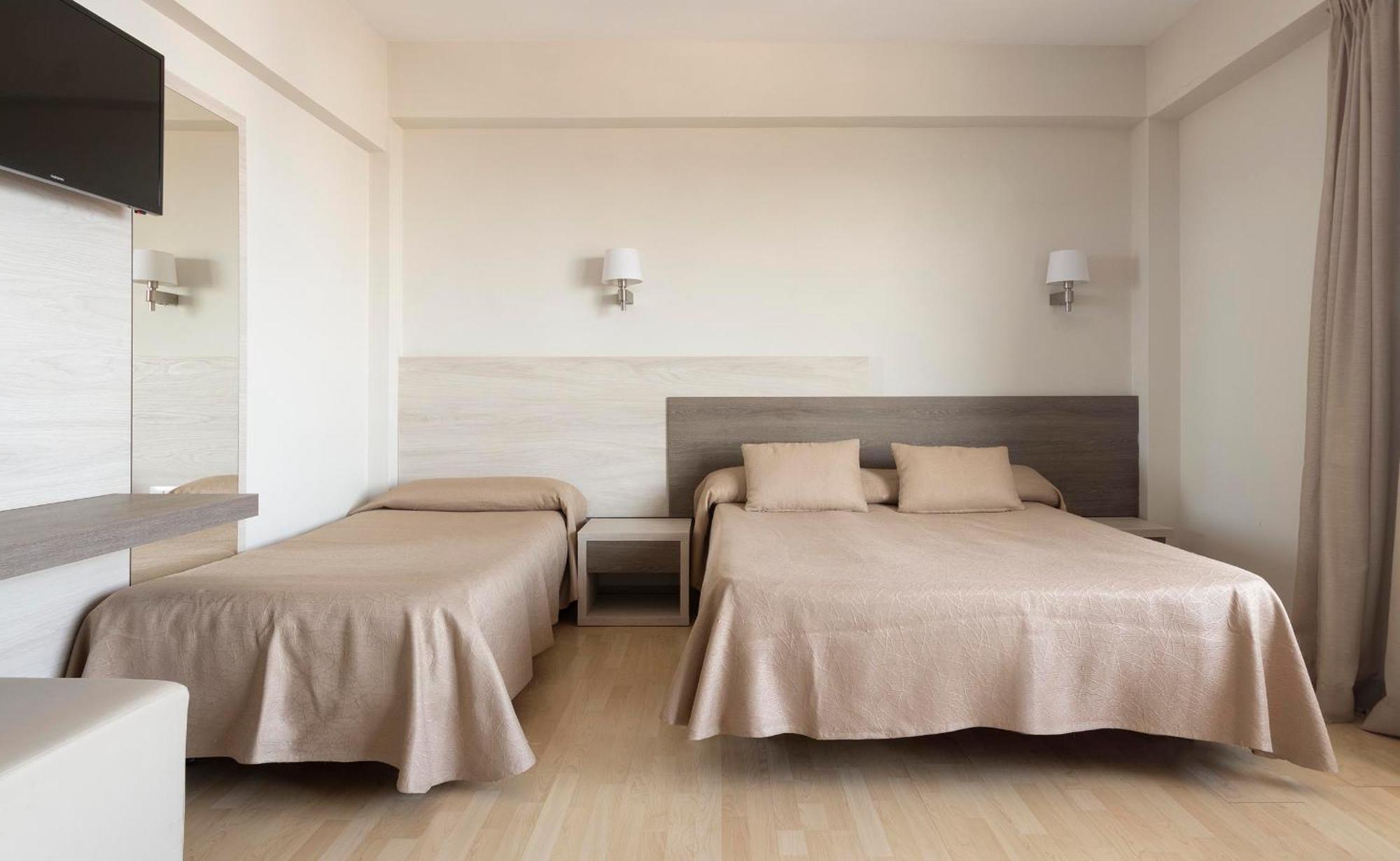 Classic Quadruple Room (2 adults + 2 children),1539634381:JPEG