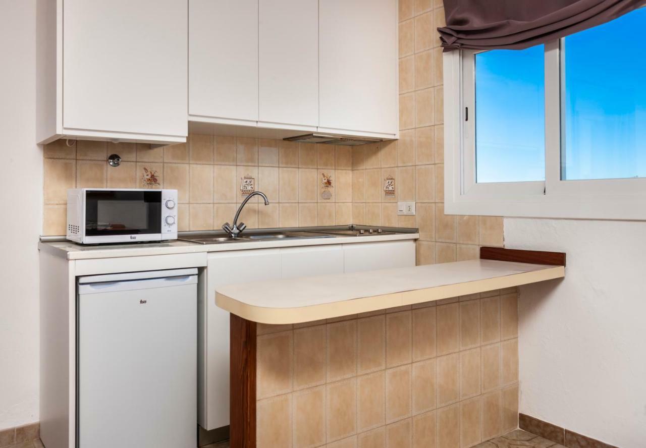 Studio Apartment with Sea View,903055483:JPEG