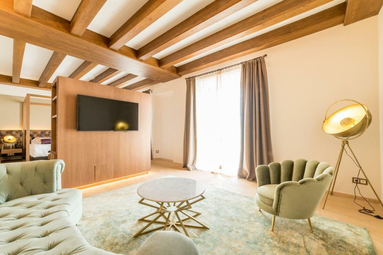 Castle Suite with Balcony